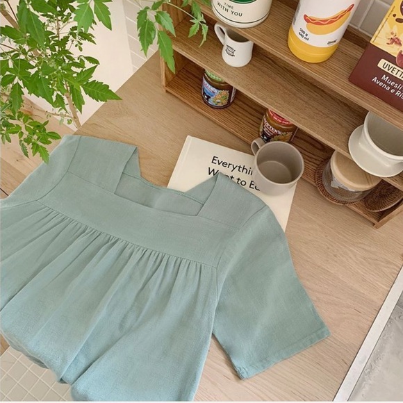 NWT Mint Green Square Neck Short Sleeve Blouse size small - Picture 4 of 8